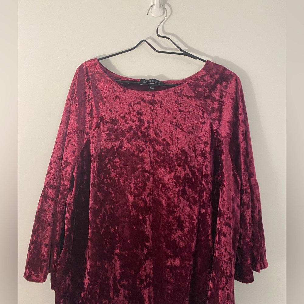 ELOQUII women’s top in maroon/fuchsia velour size 18